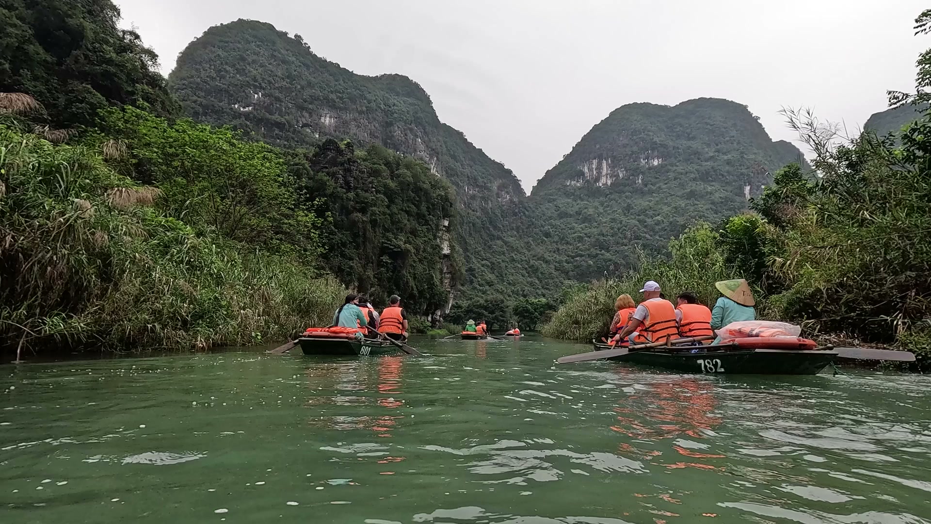Da Nang and Hanoi Explorer